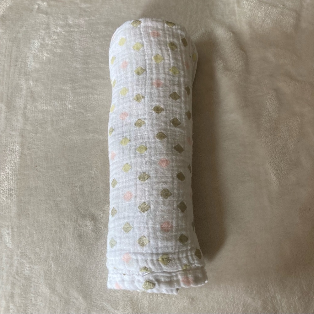 4/$20- Modern Baby Muslin swaddle